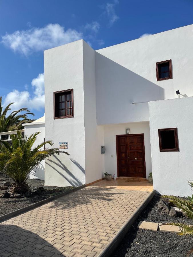 Villa Tropicana Playa Blanca  Esterno foto